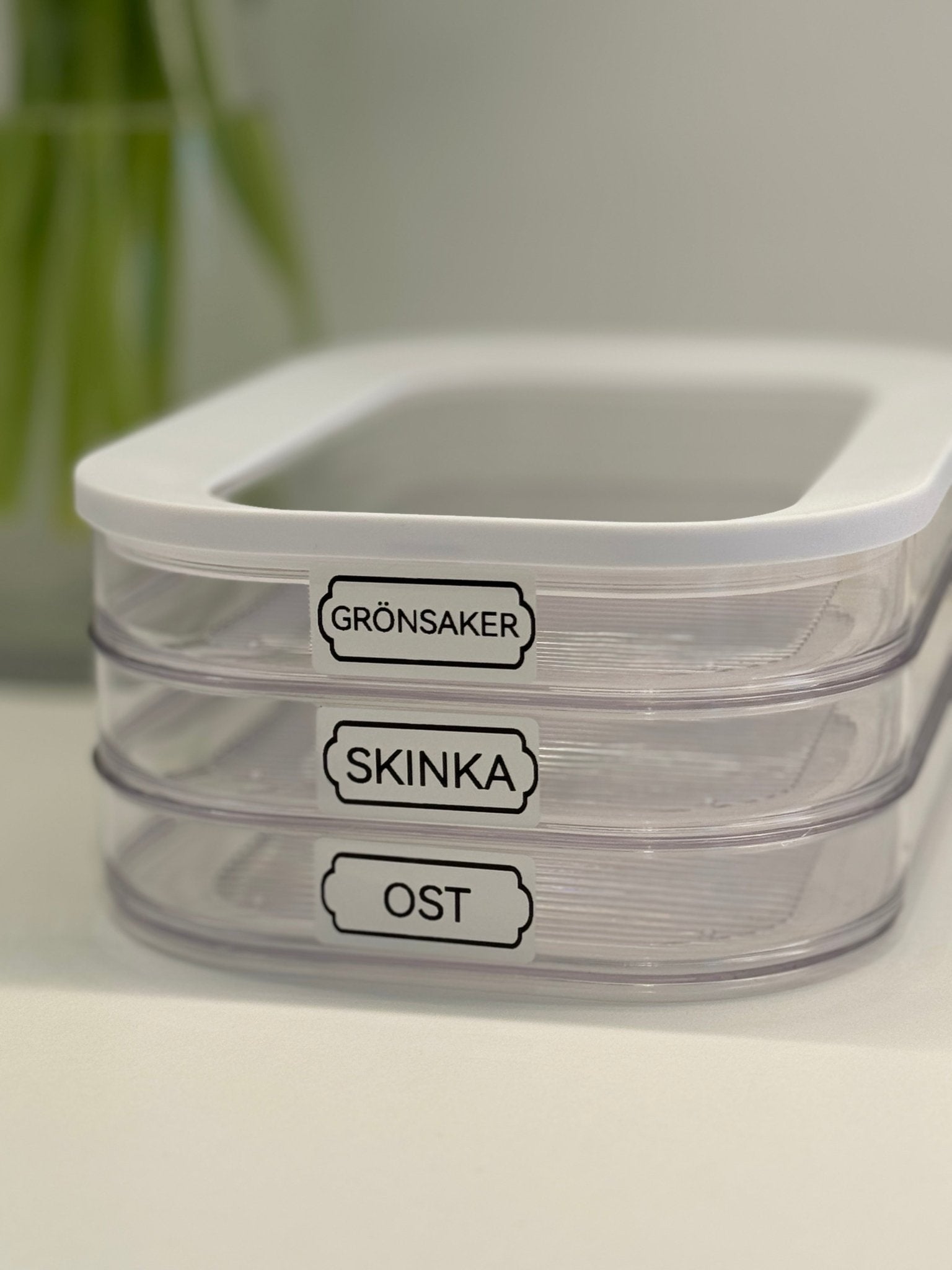 Etiketter på burk till kylskåp